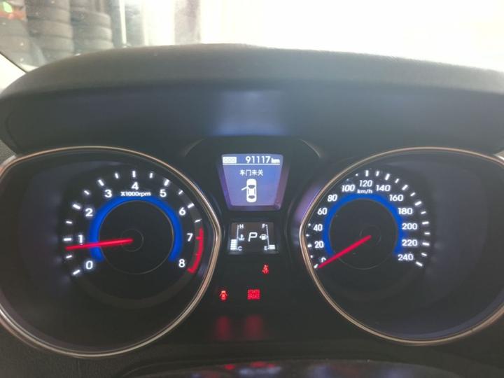 Elantra 2015 1.6L AT Leading photo 7