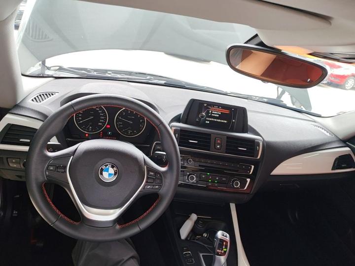 2 Series Imported 2015 218i photo 5