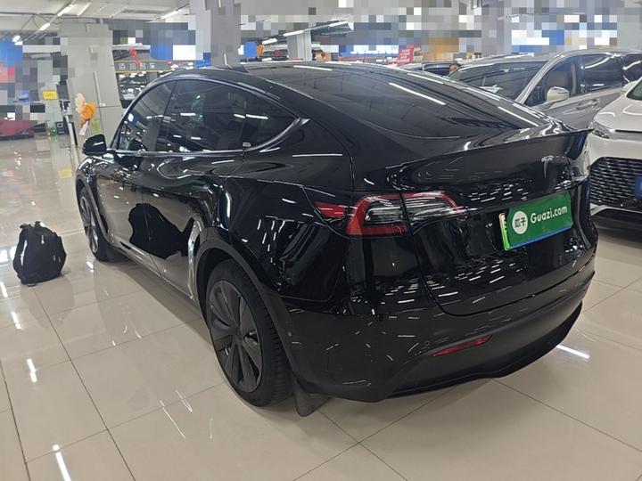 Model Y 2022 Facelift RWD photo 4