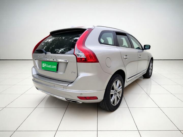 XC60 2016 T5 photo 6