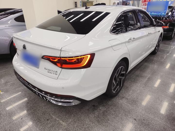 Sagitar 2023 300TSI DSG photo 4