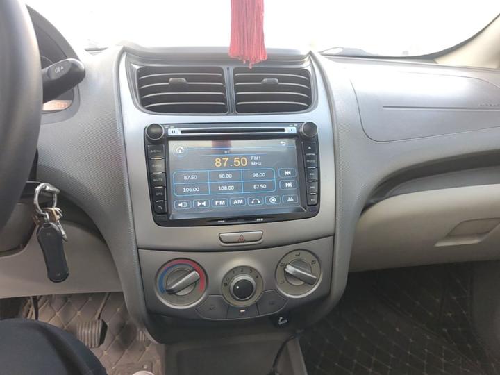 2013 Sedan 1.2L MT photo 8