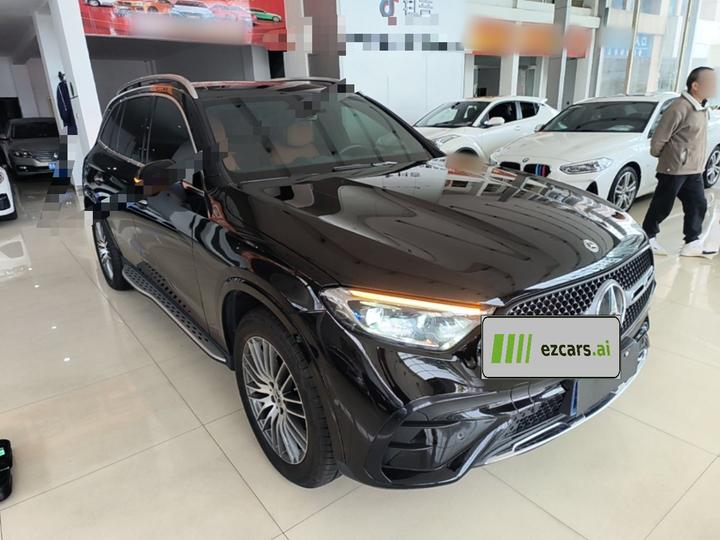 GLC 2024 GLC 300 L 4MATIC Dynamic 5-Seater photo 3