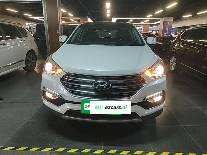 Santa Fe 2017 2.0T AT RWD Smart 7-Seater photo 2