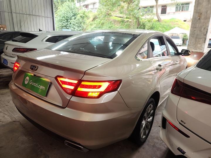 Emgrand GL 2017 1.3T MT Elite photo 6