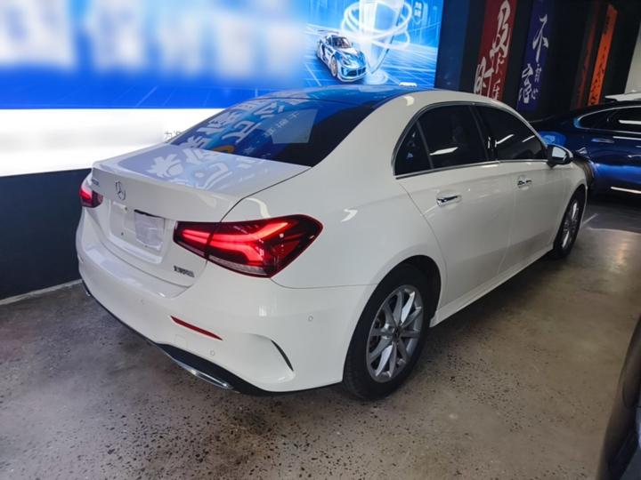 A-Class 2019 A 200 L Sport photo 4