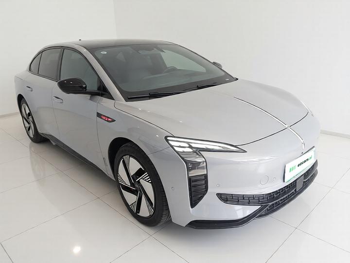 EH7 2025 640 AWD photo 3