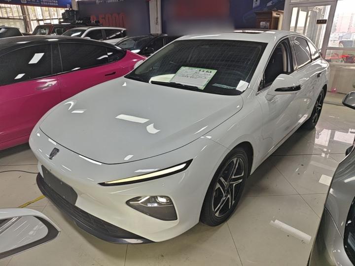 D7 2023 EV 610km RWD Flagship