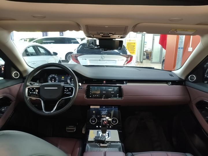 Range Rover Evoque 2023 Evoque L 249PS Luxury photo 5