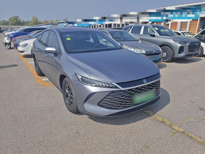 Qin PLUS 2025 DM-i ADAS 55KM Leading photo 4