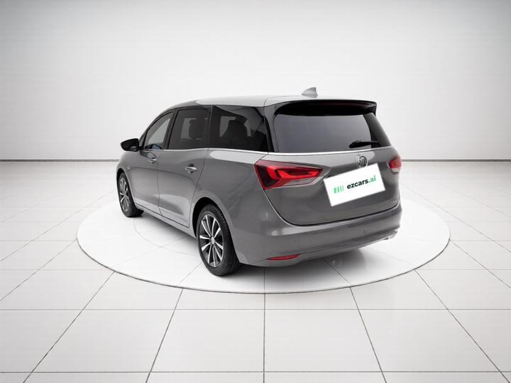 GL6 2018 18T 6-Seater Premium photo 4
