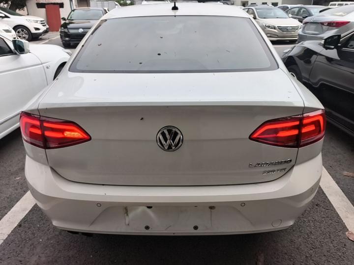 Lamando 2017 230TSI DSG photo 3