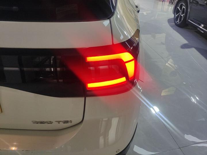 T-Cross 2021 280TSI DSG Comfort photo 7
