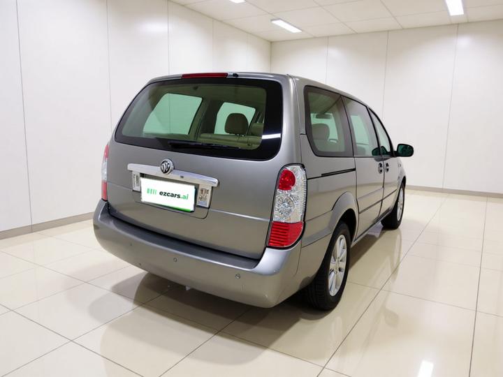 GL8 2014 2.4L Comfort photo 6