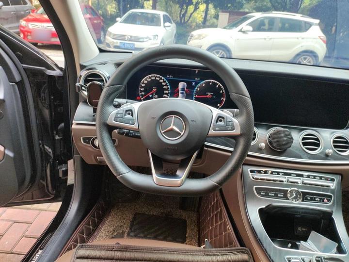 E-Class 2018 Facelift E 300 L Sport Fashion photo 3