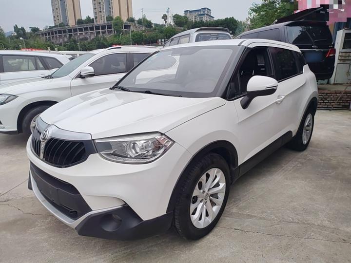 Zhonghua V3 2015 1.5L MT Smart