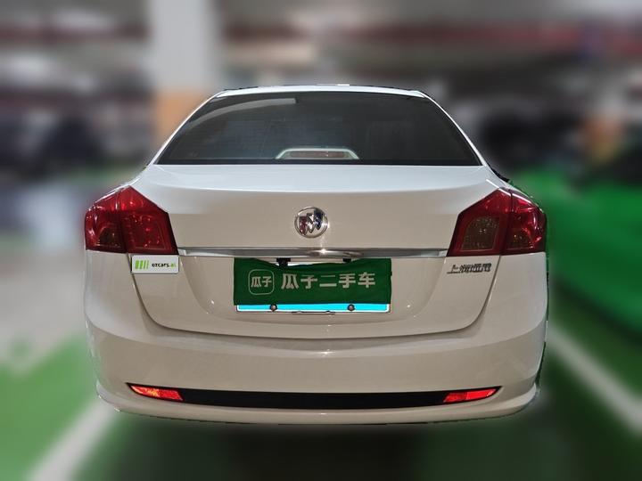 Excelle 2015 1.5L AT Classic photo 5