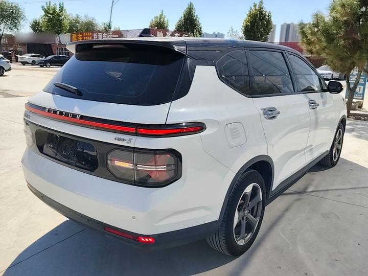 RM-5 2019 1.5T CVT 24 Premium 6-Seater photo 6
