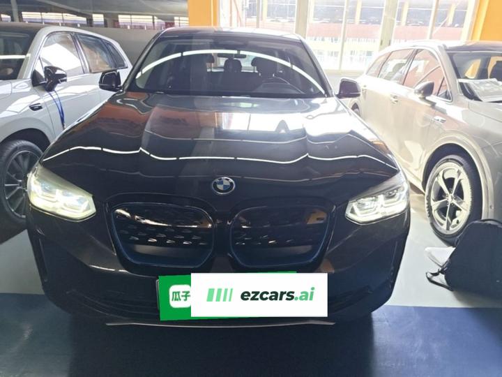 iX3 2021 Facelift Leading photo 2