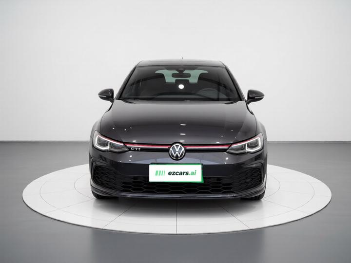 Golf GTI 2023 380TSI DSG GTI photo 2