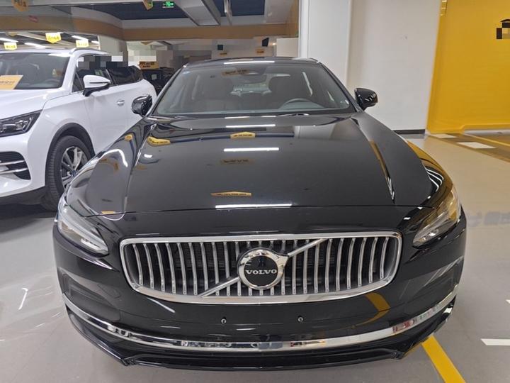 S90 2025 B5 Luxury photo 2