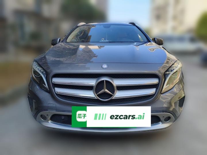 GLA 2015 GLA 220 4MATIC Fashion photo 2