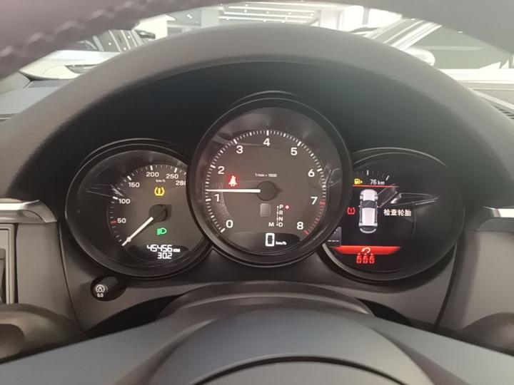 2022 Macan 2.0T photo 7