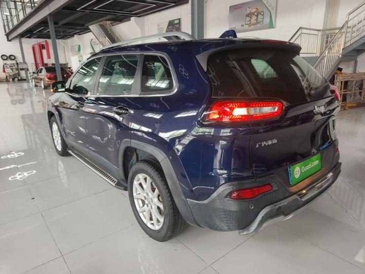 Cherokee 2017 2.0L photo 4