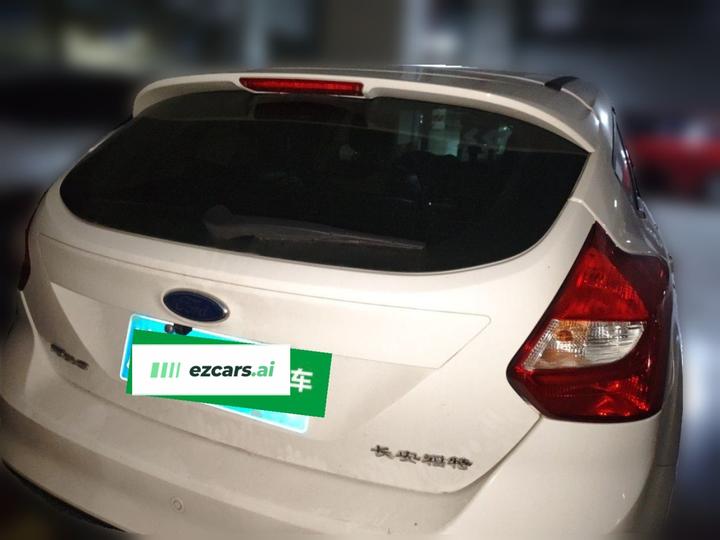 Focus 2012 Hatchback 1.6L AT photo 5