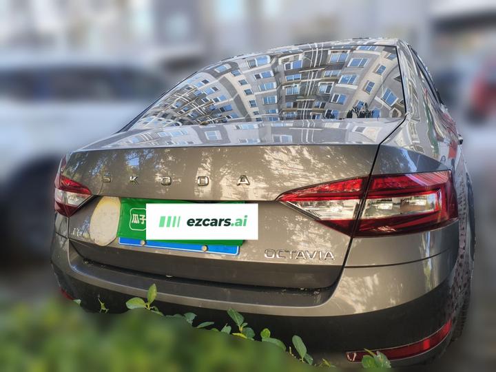 Octavia 2022 1.5L AT Comfort photo 5