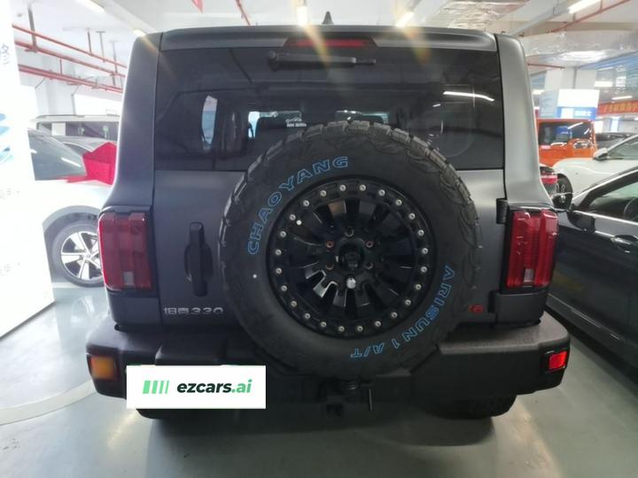 300 2024 330 3.0T V6 photo 3