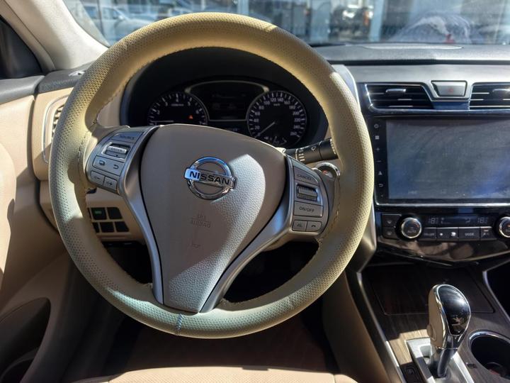 Sylphy 2016 1.6XV CVT Smart photo 3