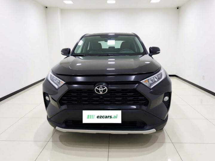 RAV4 2022 2.0L CVT RWD photo 2