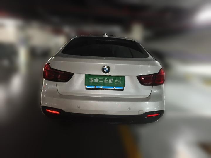3 SeriesGT 2019 320i M Sport Package photo 5