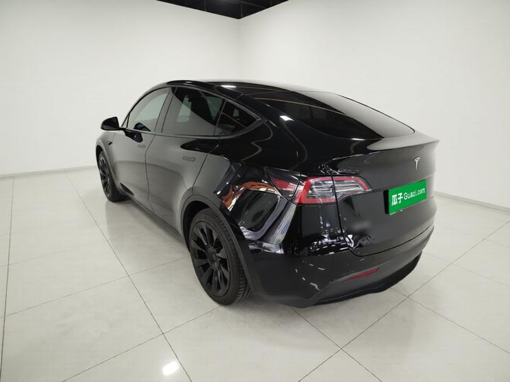 Model Y 2022 RWD photo 4