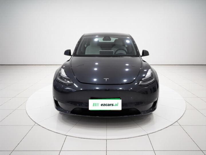 Model Y 2024 RWD photo 2