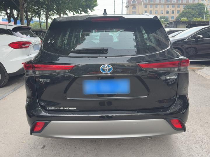 Highlander 2022 Hybrid 2.5L RWD Elite 5-Seater photo 3