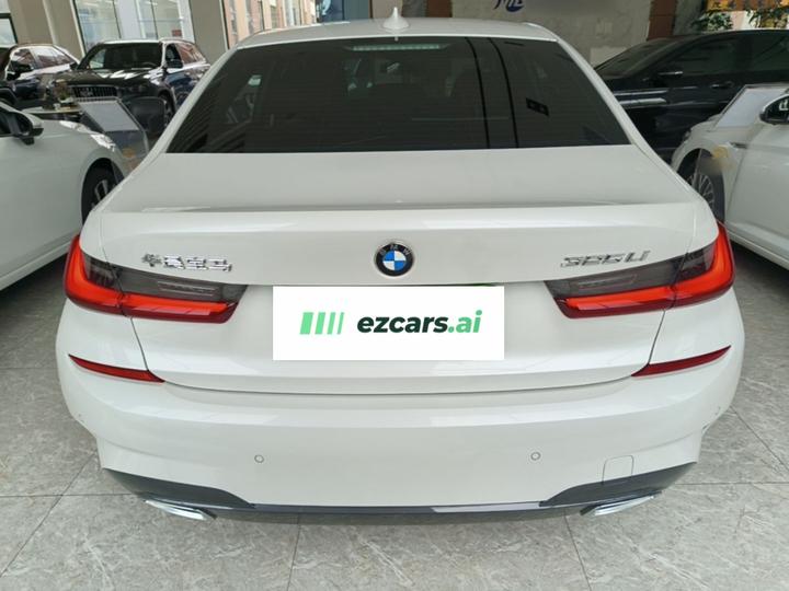 3 Series 2022 325Li M Sport Package photo 3