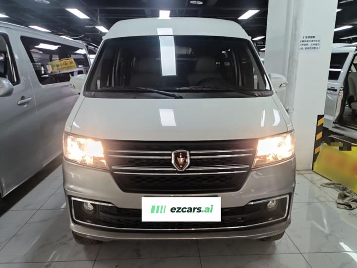 Jinbei Hiace X30L 2024 Bus 5/6/7-Seater photo 2