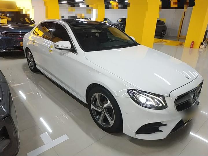 E-Class 2019 E 300 L Sport Luxury photo 3