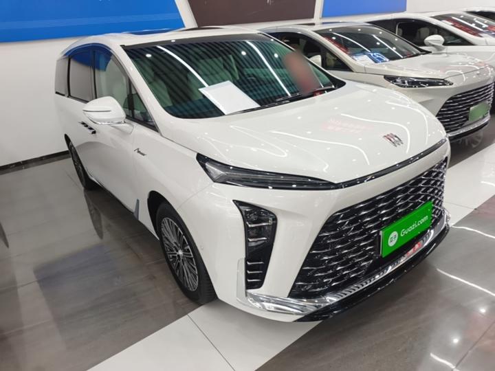 GL8 EV 2024 7-Seater photo 3
