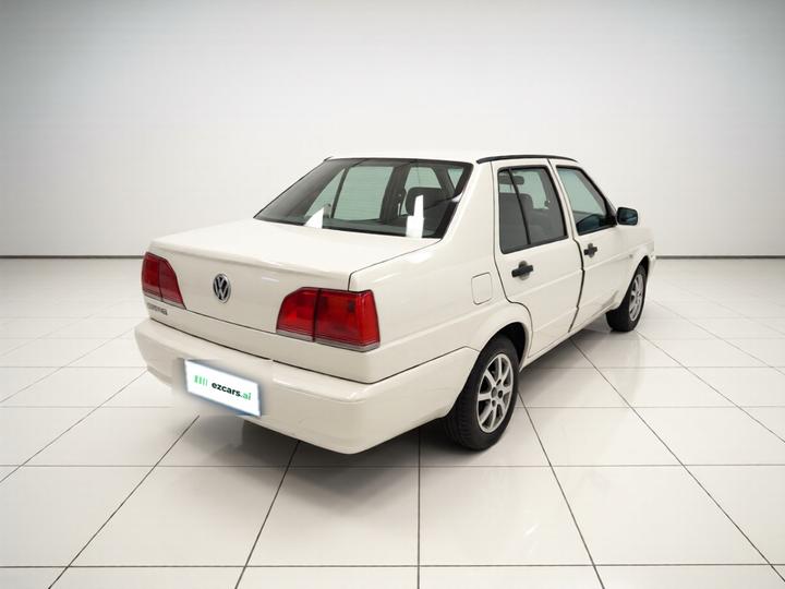 2010 1.6L photo 6