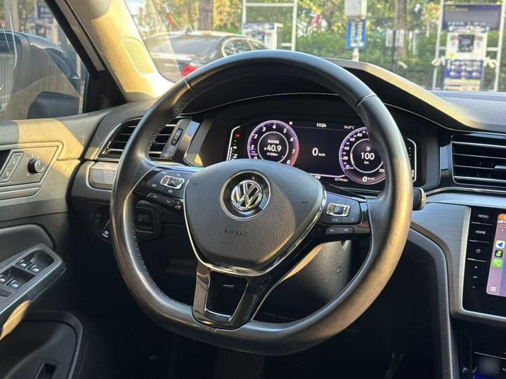 Lamando 2021 280TSI DSG Luxury Wraith photo 7