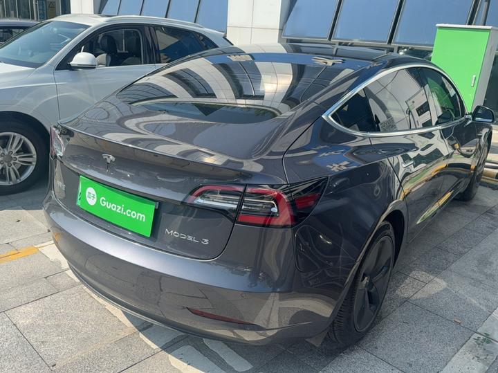 Model 3 2019 Standard Range RWD Upgraded photo 4