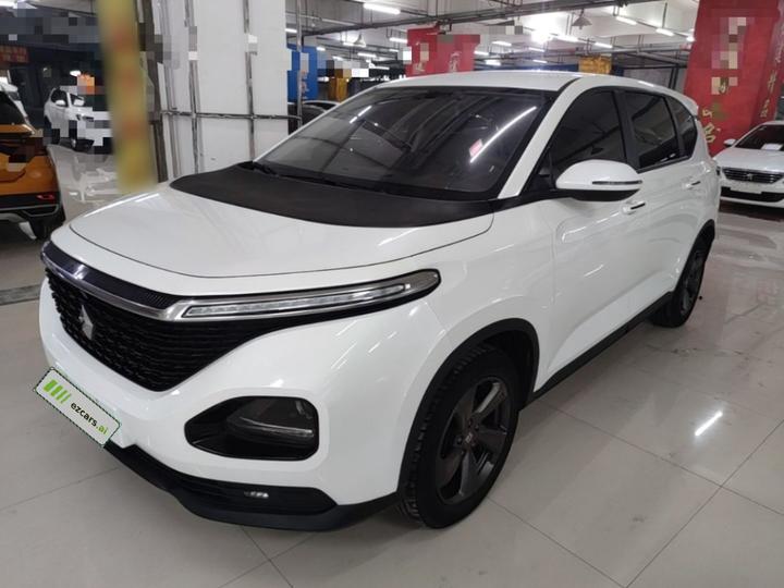 RM-5 2019 1.5T CVT 24 Elite 6-Seater