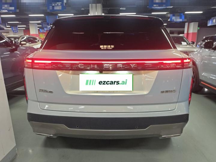 Explorer 06 2023 1.6T RWD Luxury photo 3