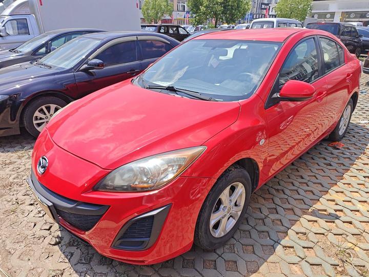 3 2011 Sedan 1.6L AT Comfort