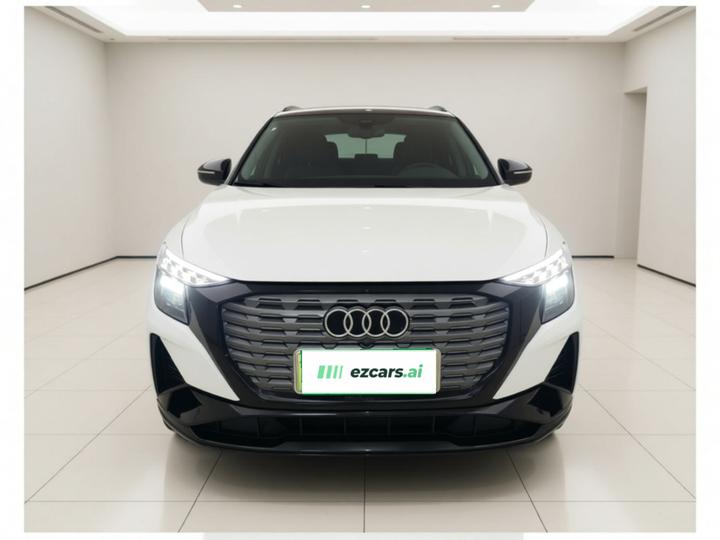 Q5 e-tron 2022 40 e-tron Starlight photo 2