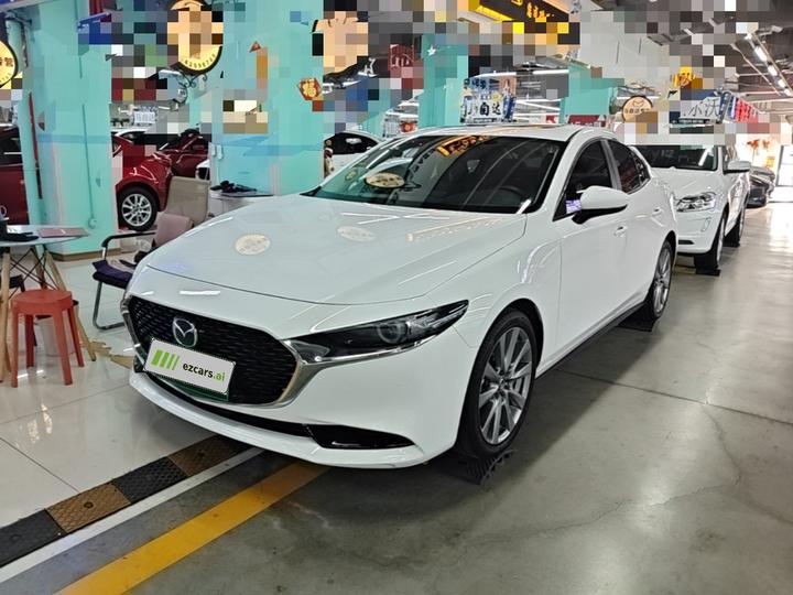 3 Axela 2022 2.0L AT