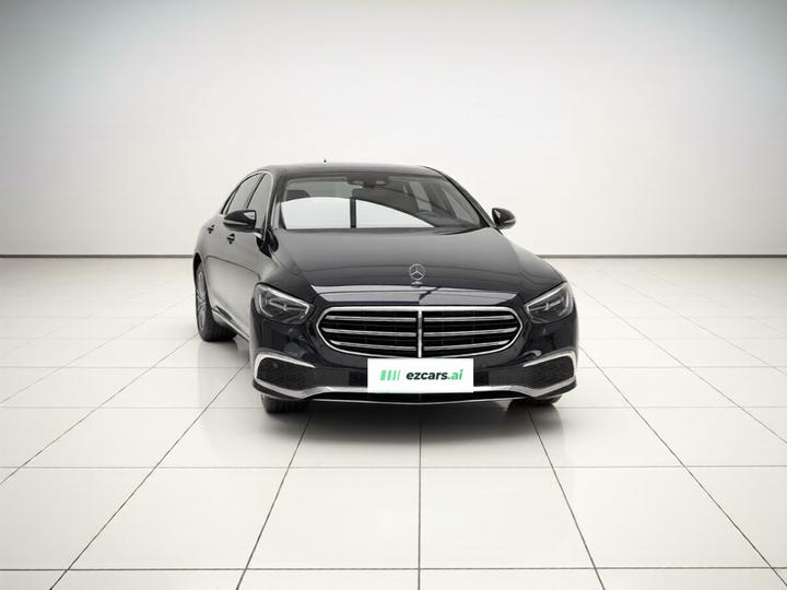 E-Class 2022 E 260 L photo 3